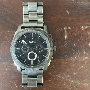 Men’s Fossil Watch, working just needs new battery.